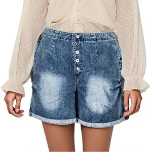 EXCELLENT CONDITION WOMEN’S SIZE 4 AMERICAN EAGLE BUTTONFLY SUPER STRETCH SHORTS